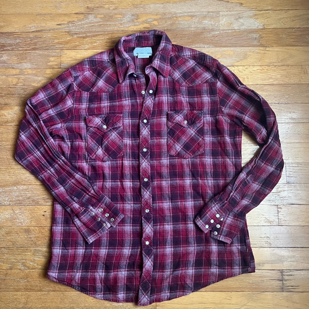 Vintage 2000’s wrangler pearl snap shirt